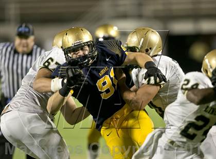 Thumbnail 1 in Lincoln vs. St. Thomas Aquinas (FHSAA 7A Final) photogallery.