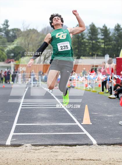 Thumbnail 2 in Bryan Bradley Viking Track Classic (Long Jump) photogallery.