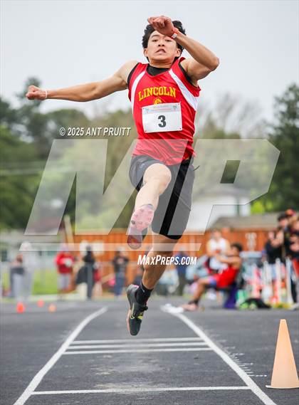 Thumbnail 3 in Bryan Bradley Viking Track Classic (Long Jump) photogallery.