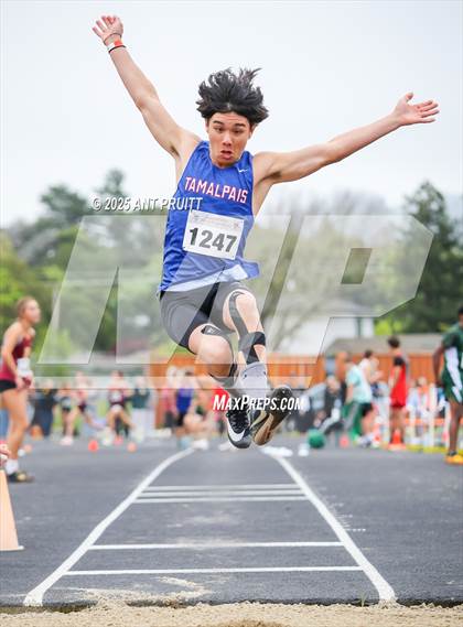 Thumbnail 1 in Bryan Bradley Viking Track Classic (Long Jump) photogallery.
