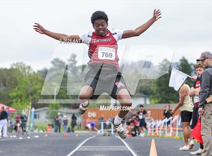 Thumbnail 1 in Bryan Bradley Viking Track Classic (Long Jump) photogallery.