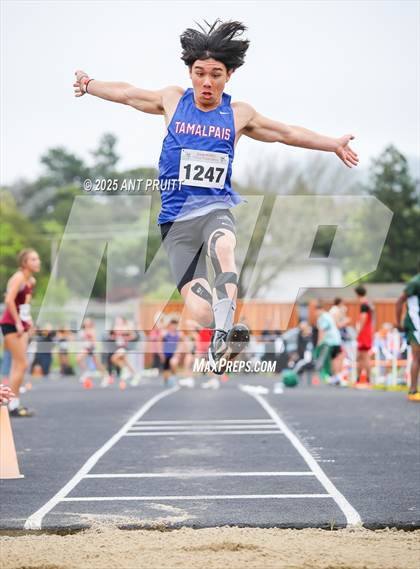 Thumbnail 2 in Bryan Bradley Viking Track Classic (Long Jump) photogallery.