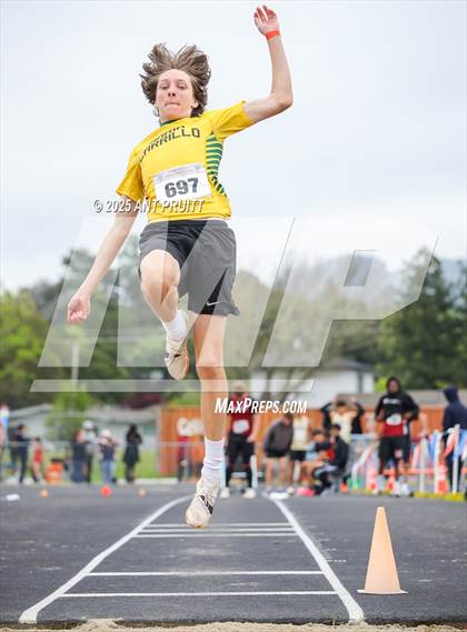 Thumbnail 1 in Bryan Bradley Viking Track Classic (Long Jump) photogallery.