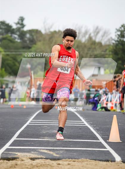 Thumbnail 2 in Bryan Bradley Viking Track Classic (Long Jump) photogallery.