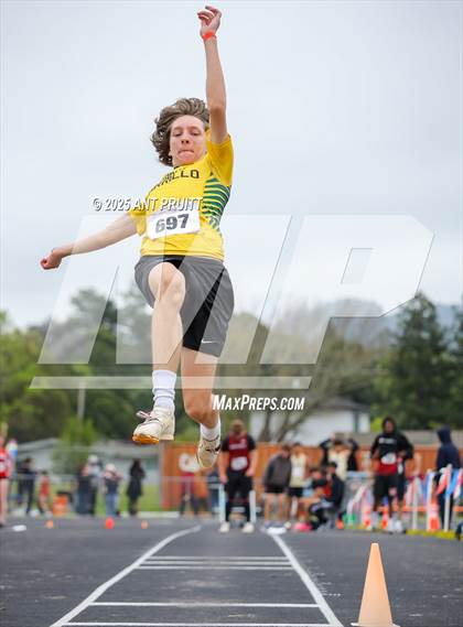 Thumbnail 3 in Bryan Bradley Viking Track Classic (Long Jump) photogallery.