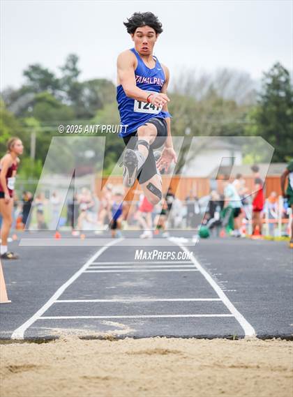 Thumbnail 2 in Bryan Bradley Viking Track Classic (Long Jump) photogallery.