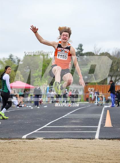 Thumbnail 2 in Bryan Bradley Viking Track Classic (Long Jump) photogallery.