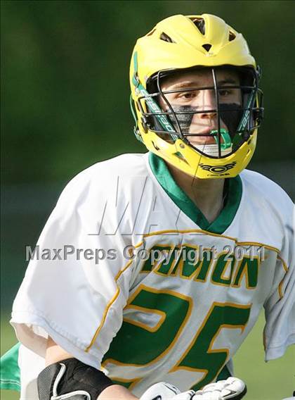 Thumbnail 2 in Canisius vs. Bishop Timon-St. Jude (Monsignor Martin Semifinal) photogallery.