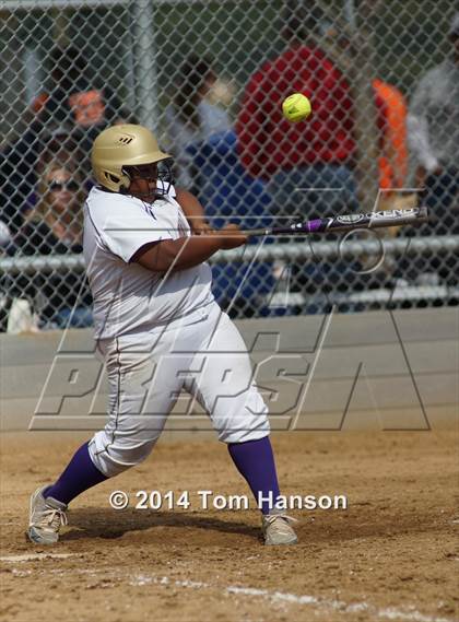 Thumbnail 1 in Air Academy vs Holy Family (CHSAA 4A Region 2 Round 1 Playoff) photogallery.