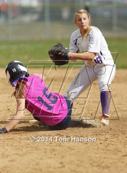 Thumbnail 2 in Air Academy vs Holy Family (CHSAA 4A Region 2 Round 1 Playoff) photogallery.