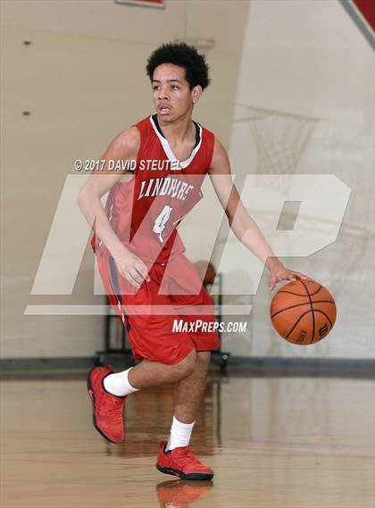 Thumbnail 2 in Lindhurst vs. Victory Christian (Viking Classic) photogallery.