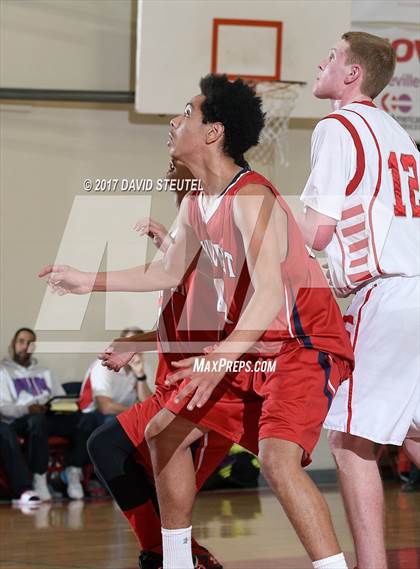 Thumbnail 2 in Lindhurst vs. Victory Christian (Viking Classic) photogallery.