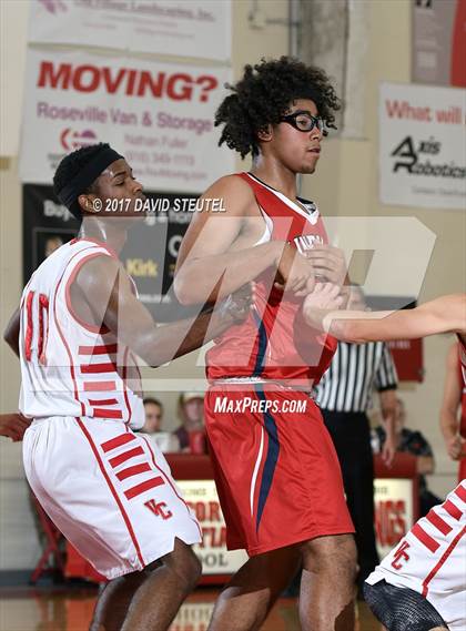 Thumbnail 3 in Lindhurst vs. Victory Christian (Viking Classic) photogallery.