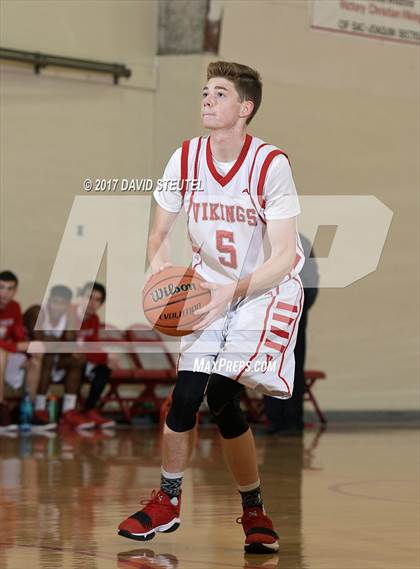 Thumbnail 2 in Lindhurst vs. Victory Christian (Viking Classic) photogallery.
