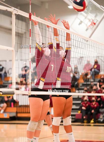Thumbnail 3 in Las Lomas vs Northgate (NCS D2 Round1 Playoff) photogallery.