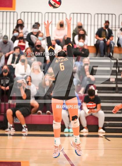 Thumbnail 3 in Las Lomas vs Northgate (NCS D2 Round1 Playoff) photogallery.