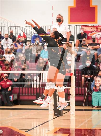 Thumbnail 2 in Las Lomas vs Northgate (NCS D2 Round1 Playoff) photogallery.