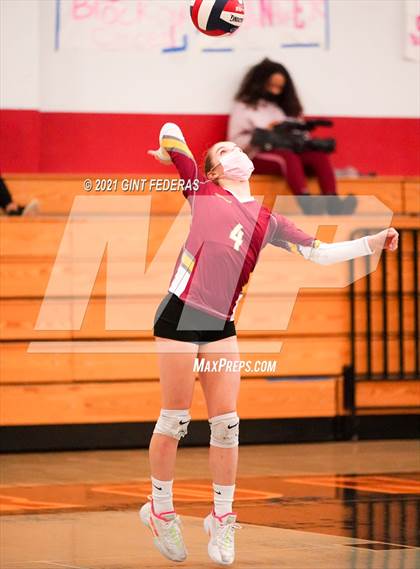 Thumbnail 2 in Las Lomas vs Northgate (NCS D2 Round1 Playoff) photogallery.