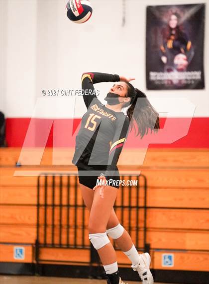 Thumbnail 3 in Las Lomas vs Northgate (NCS D2 Round1 Playoff) photogallery.