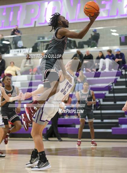 Thumbnail 2 in Norland vs. Lehi (Lehi Holiday Hoopfest) photogallery.