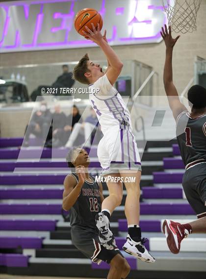 Thumbnail 1 in Norland vs. Lehi (Lehi Holiday Hoopfest) photogallery.