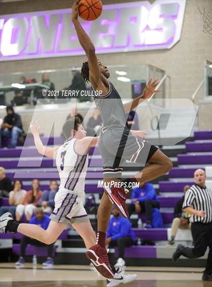 Thumbnail 1 in Norland vs. Lehi (Lehi Holiday Hoopfest) photogallery.