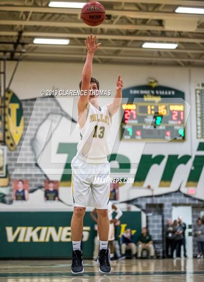 Thumbnail 1 in Woodgrove @ Loudoun Valley photogallery.