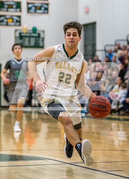 Thumbnail 3 in Woodgrove @ Loudoun Valley photogallery.
