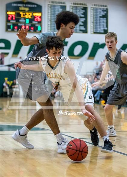 Thumbnail 3 in Woodgrove @ Loudoun Valley photogallery.