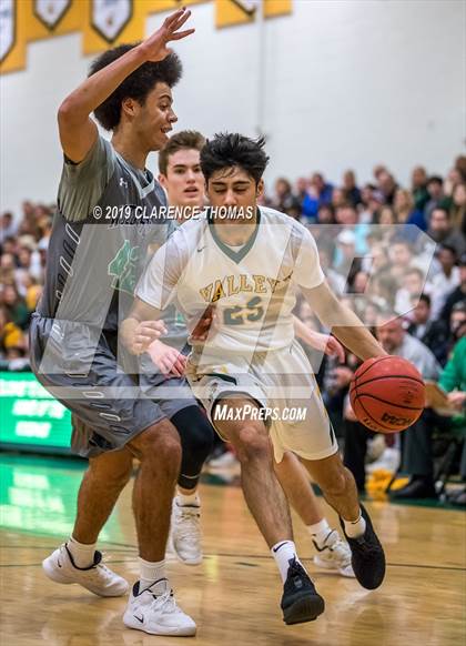 Thumbnail 3 in Woodgrove @ Loudoun Valley photogallery.