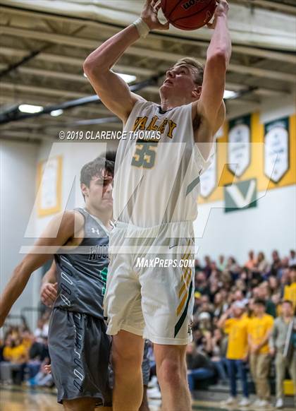 Thumbnail 3 in Woodgrove @ Loudoun Valley photogallery.