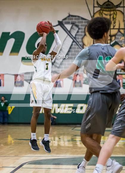 Thumbnail 2 in Woodgrove @ Loudoun Valley photogallery.