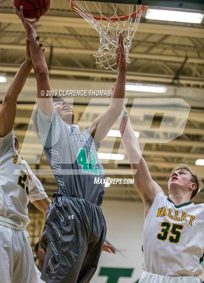 Thumbnail 3 in Woodgrove @ Loudoun Valley photogallery.
