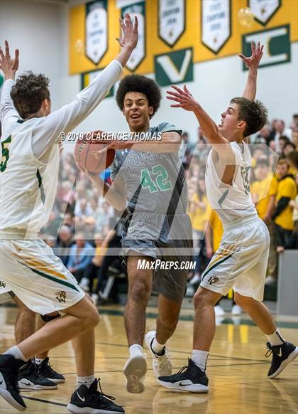 Thumbnail 2 in Woodgrove @ Loudoun Valley photogallery.