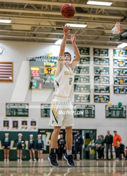 Thumbnail 3 in Woodgrove @ Loudoun Valley photogallery.