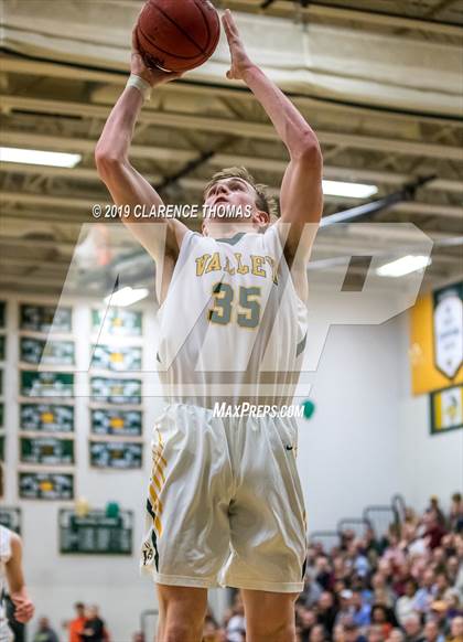 Thumbnail 2 in Woodgrove @ Loudoun Valley photogallery.