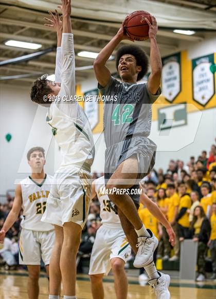 Thumbnail 1 in Woodgrove @ Loudoun Valley photogallery.