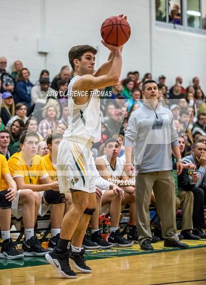 Thumbnail 1 in Woodgrove @ Loudoun Valley photogallery.