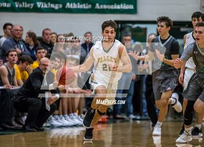 Thumbnail 2 in Woodgrove @ Loudoun Valley photogallery.