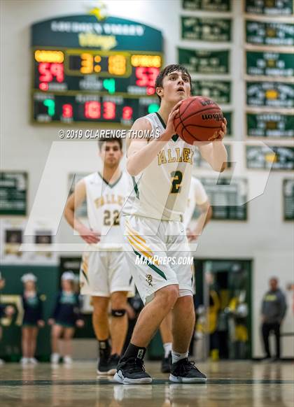 Thumbnail 2 in Woodgrove @ Loudoun Valley photogallery.