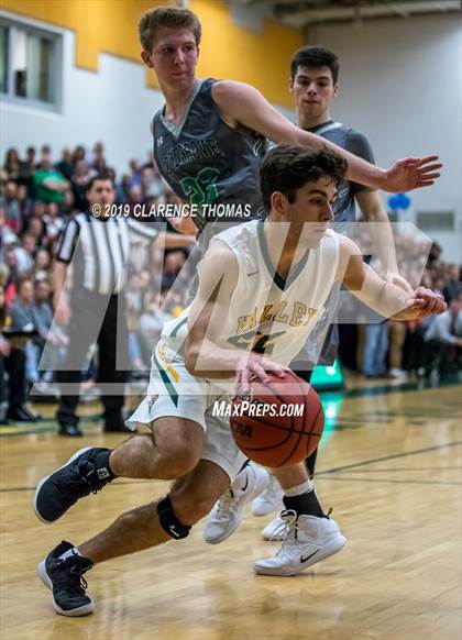 Thumbnail 2 in Woodgrove @ Loudoun Valley photogallery.