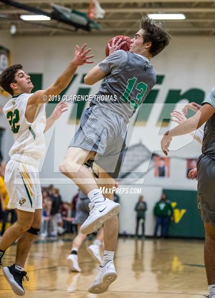 Thumbnail 2 in Woodgrove @ Loudoun Valley photogallery.