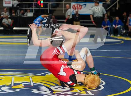 Thumbnail 3 in NYSPHSAA Wrestling Championships - Round 1 (101 lbs - 160 lbs) photogallery.