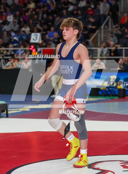 Thumbnail 3 in NYSPHSAA Wrestling Championships - Round 1 (101 lbs - 160 lbs) photogallery.