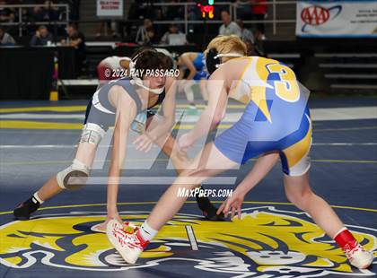 Thumbnail 2 in NYSPHSAA Wrestling Championships - Round 1 (101 lbs - 160 lbs) photogallery.