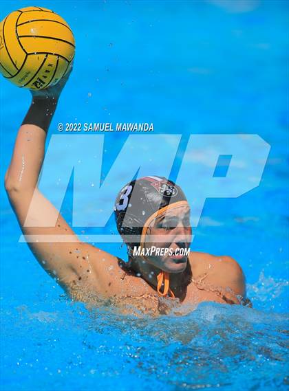 Thumbnail 2 in Orange Lutheran @  Harvard-Westlake photogallery.