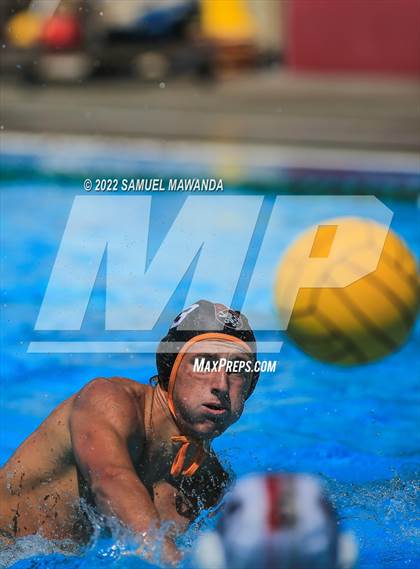 Thumbnail 2 in Orange Lutheran @  Harvard-Westlake photogallery.