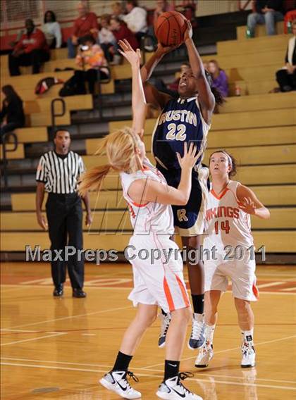 Thumbnail 1 in Perkiomen Valley vs. Bayard Rustin (Wilson Holiday Tournament) photogallery.