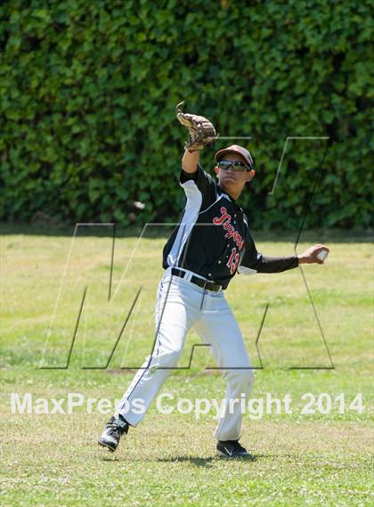Thumbnail 1 in Moreau Catholic vs. Arcata (CIF NCS Division 4 Playoff) photogallery.