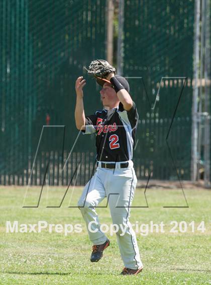 Thumbnail 3 in Moreau Catholic vs. Arcata (CIF NCS Division 4 Playoff) photogallery.